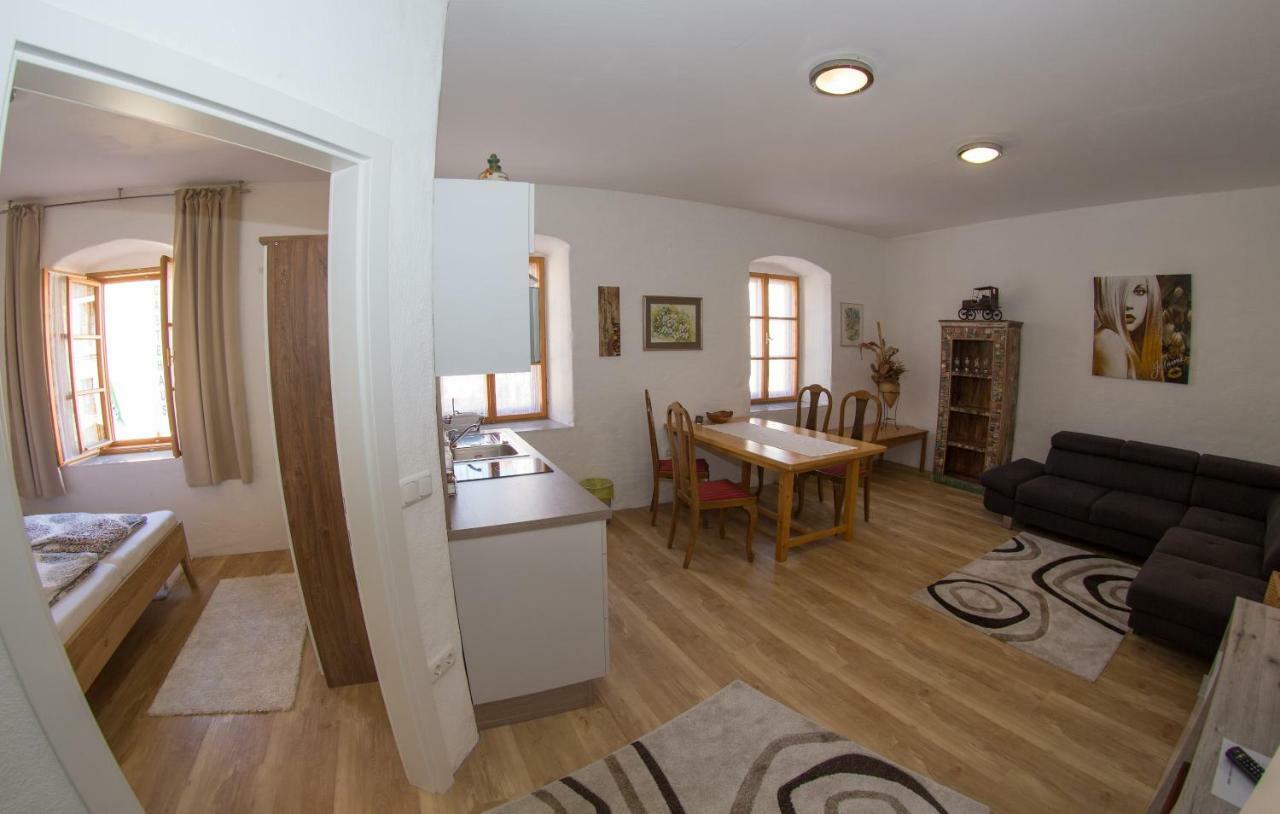 Flo & Co Apartment Weissenkirchen in der Wachau Exterior foto